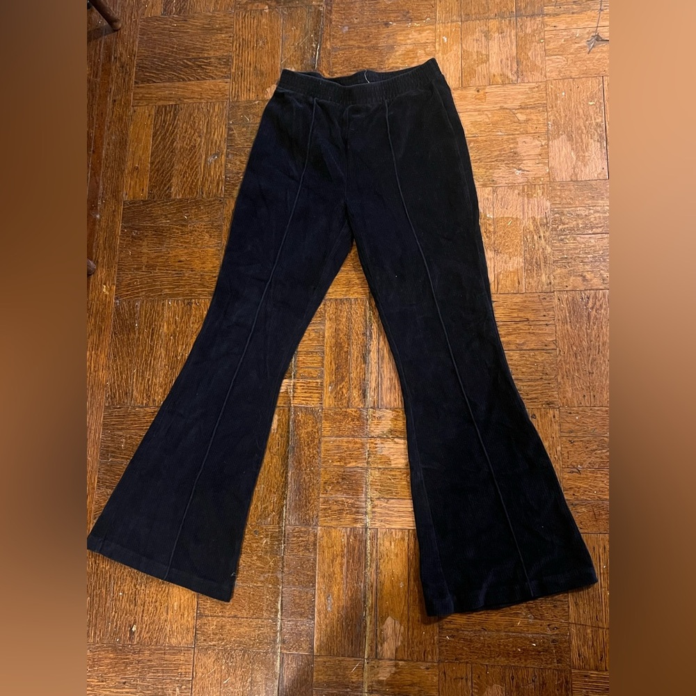 American Eagle Outfitters Black Flare Pants - Picture 2 of 2